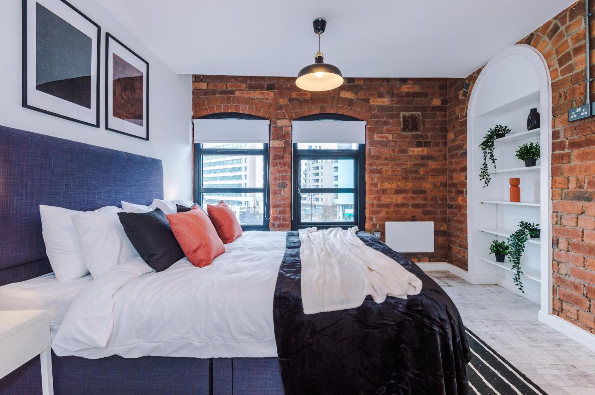 2 King Size Beds In Manhattan Styled Oversize Apartment Leeds  Bagian luar foto